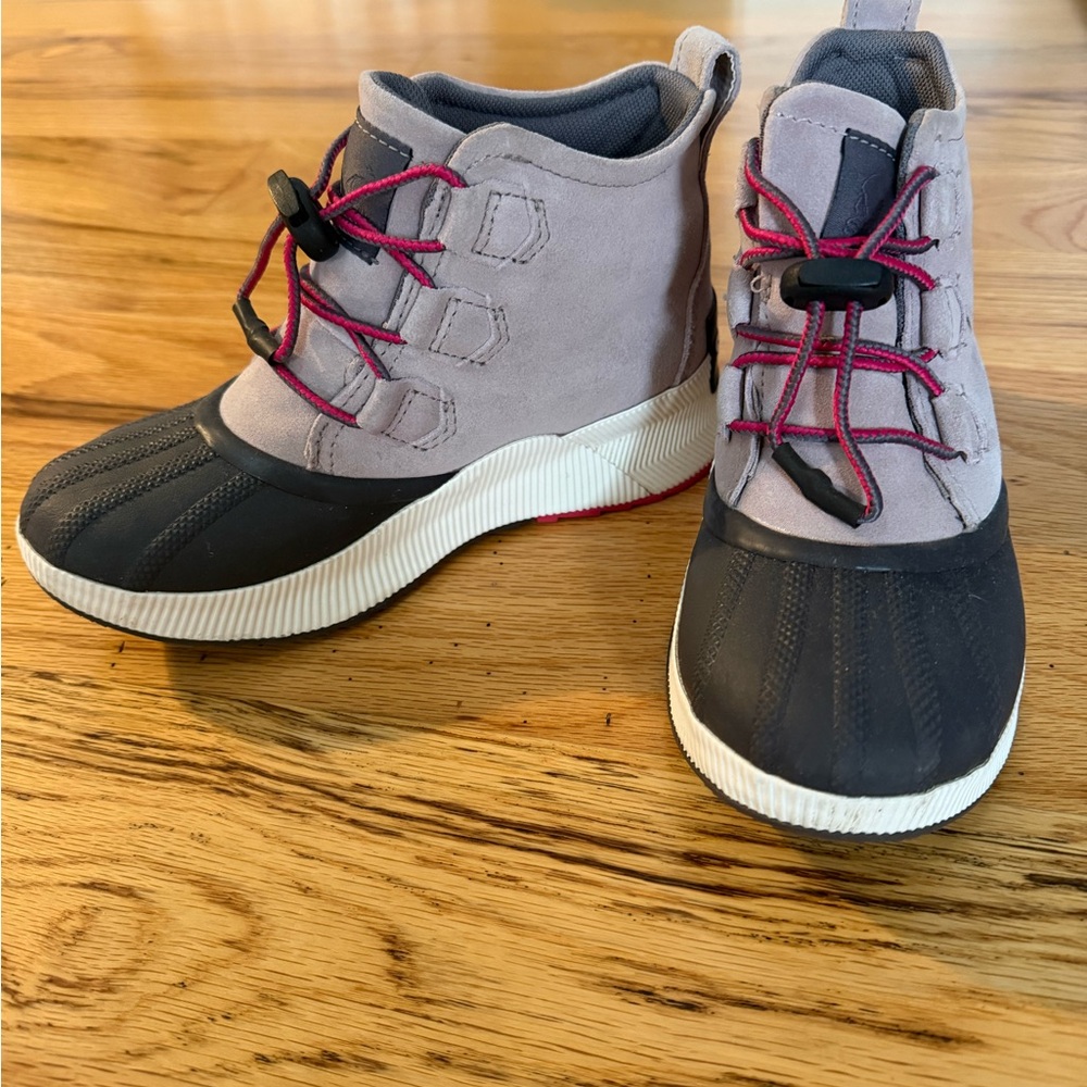 Sorel Out & About waterproof boots - kids